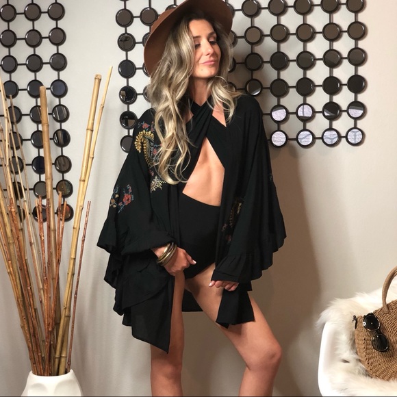 LAST ONE! Embroidered Paisley Floral Boho Kimono - Picture 7 of 7